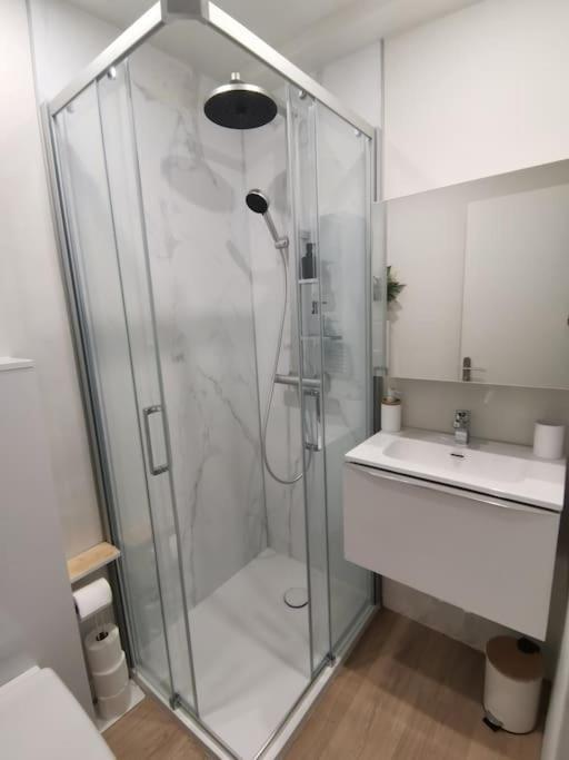 Apartamento Le Stoubenn, Raffine Et Chaleureux Concarneau Exterior foto