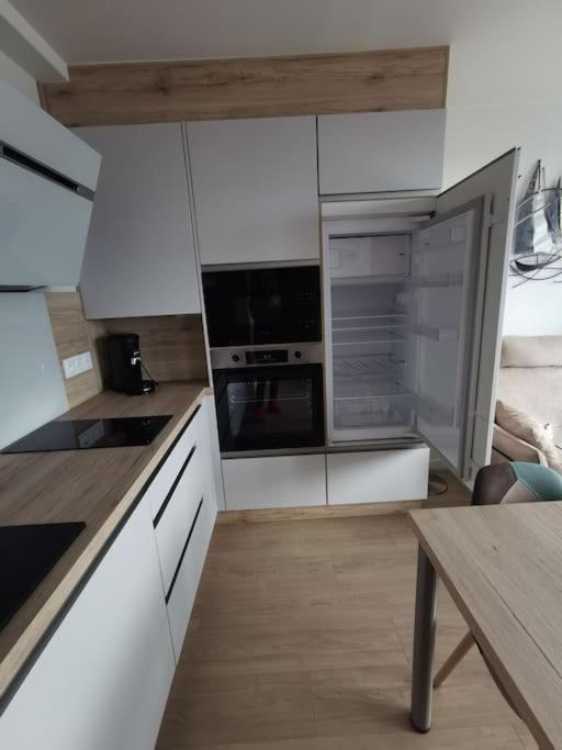 Apartamento Le Stoubenn, Raffine Et Chaleureux Concarneau Exterior foto